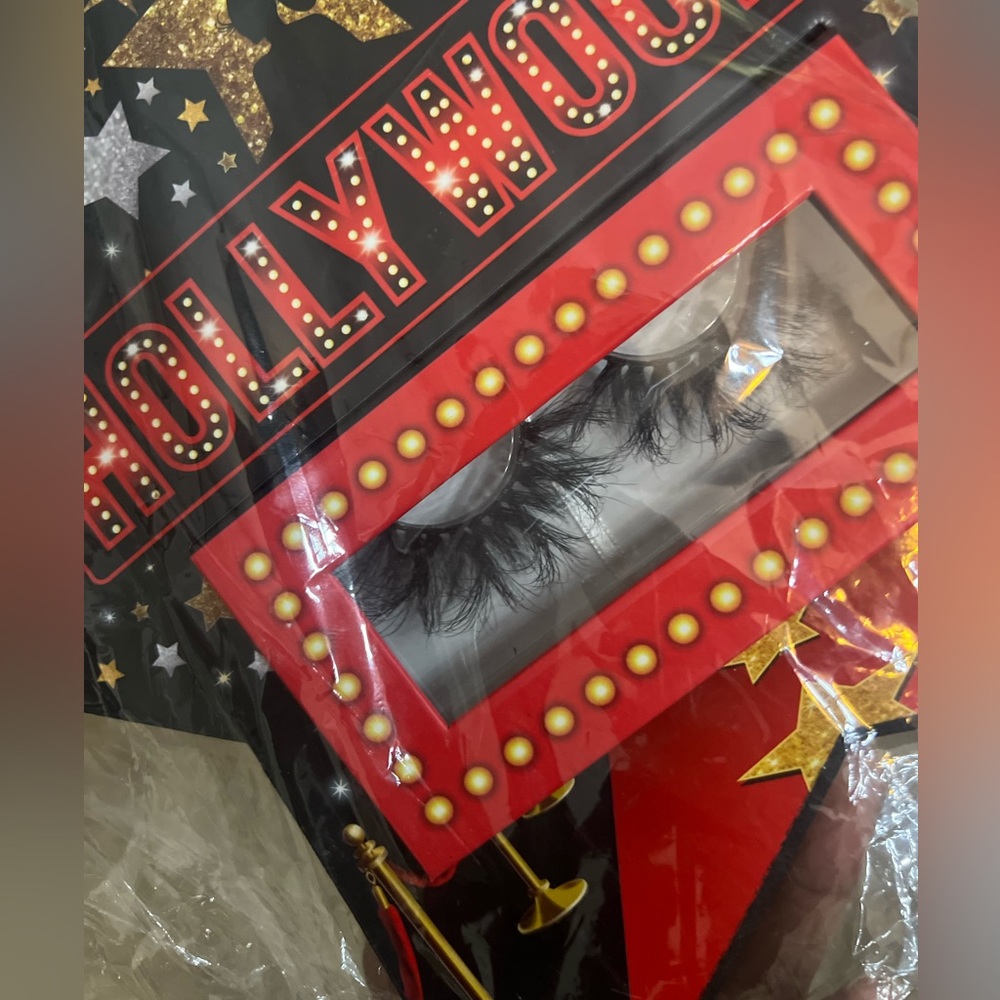 Mink lashes from Hollywood lashes